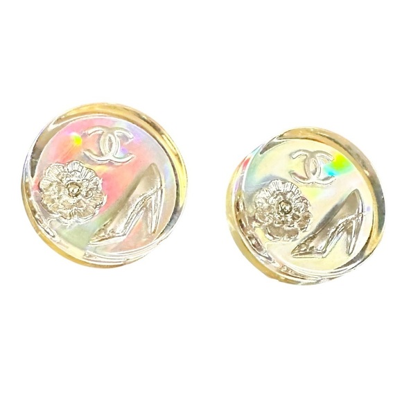Authentic CHANEL Aurora Borealis Iridescent Rainbow Vintage ‘97 Clip On Earrings - Picture 13 of 16
